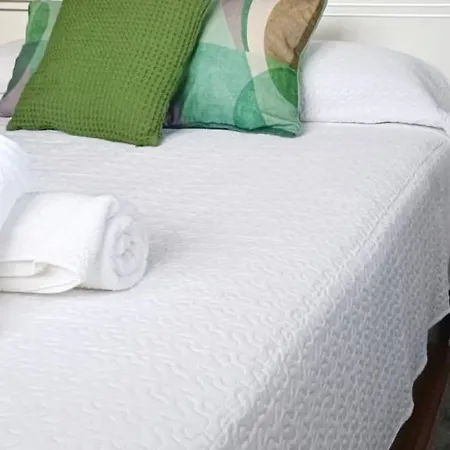 Maiala Etxea-terraza Zona Nueva-wifi Aparcamiento En La Puerta Апартаменты