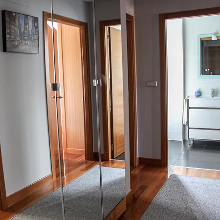 Maiala Etxea-terraza Zona Nueva-wifi Aparcamiento En La Puerta *