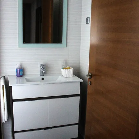 Maiala Etxea-terraza Zona Nueva-wifi Aparcamiento En La Puerta